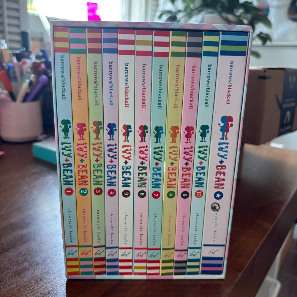 EXCELLENT CONDITION. IVY + BEAN DELUXE SET,  BOOKS 1-10 + SECRET TREASURE BOX
